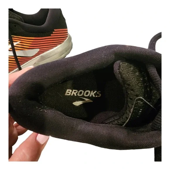 BROOKS Men's Levitate Black/Orange/Red Running Shoes SIZE 11.5 - Picture 11 of 16